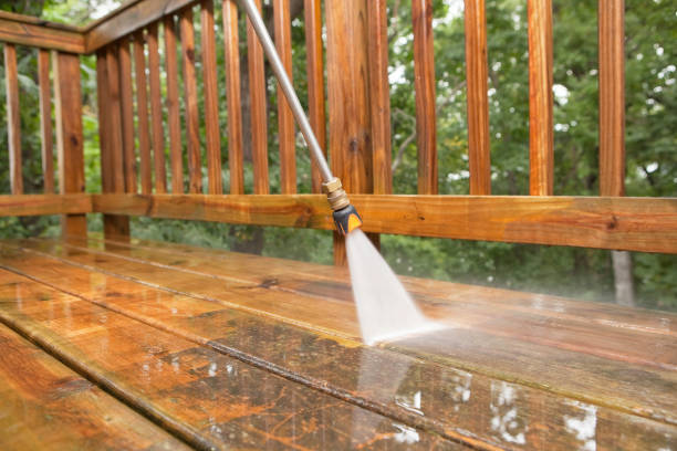 Deck Cleaning Services in Lake St Louis, MO